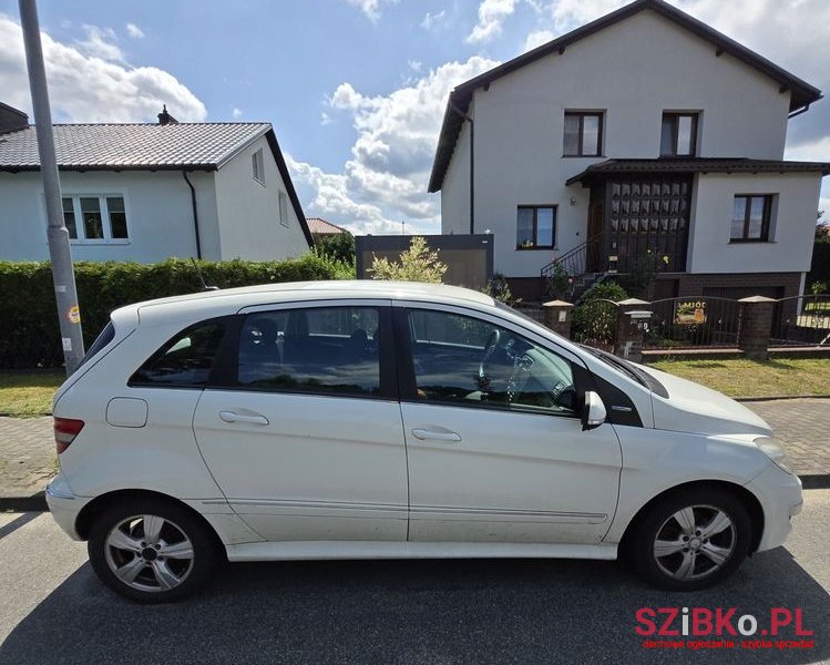 2010' Mercedes-Benz B-Class photo #4