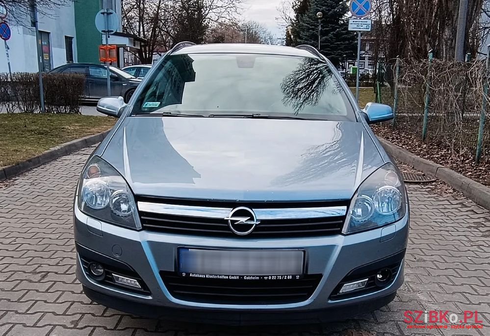 2006' Opel Astra photo #3