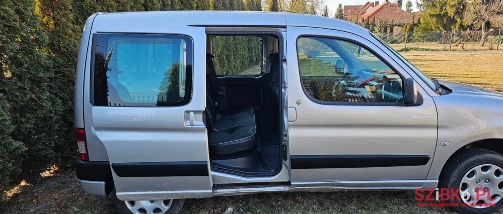 2007' Peugeot Partner 1.6 Hdi Origin photo #6