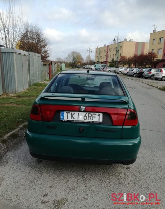 1998' SEAT Cordoba photo #4