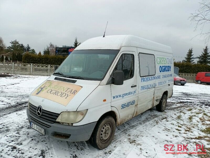 2001' Mercedes-Benz Sprinter photo #1