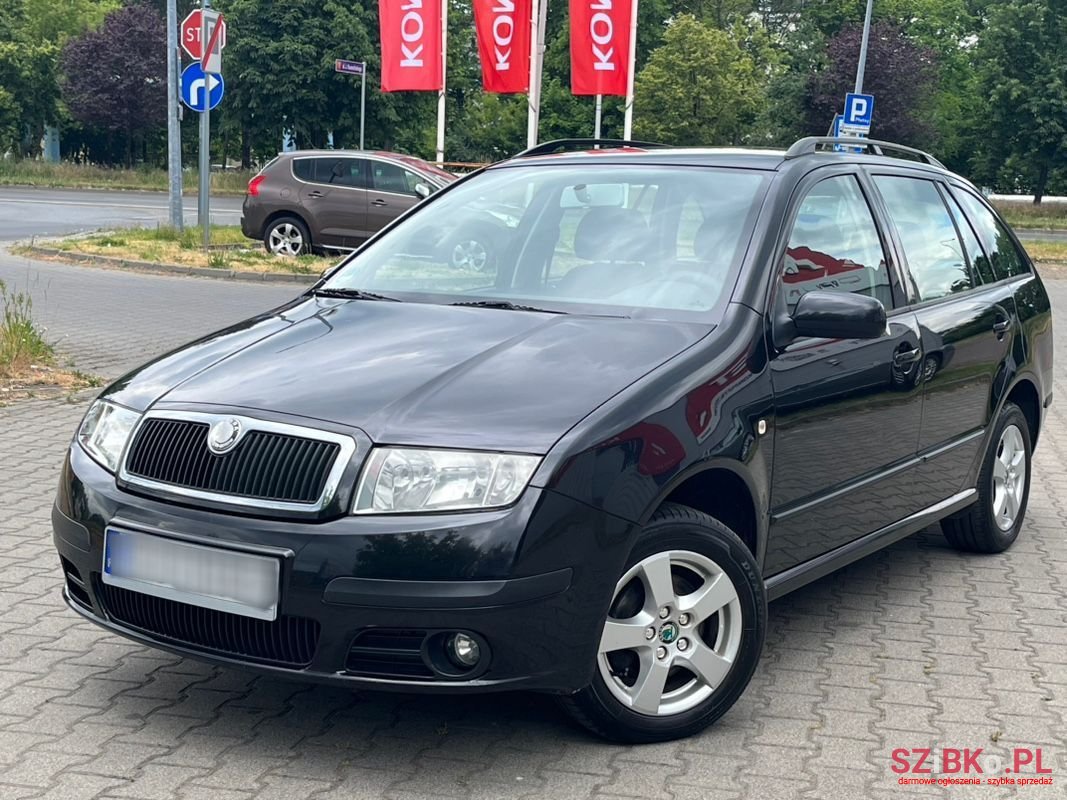 2007' Skoda Fabia photo #1
