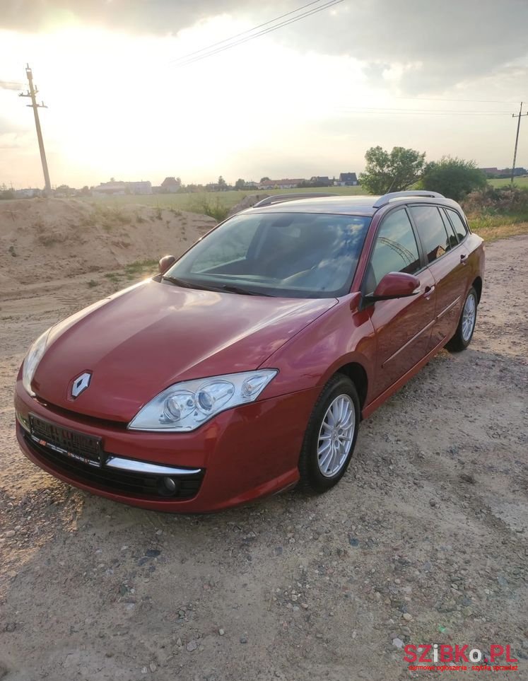 2008' Renault Laguna photo #3