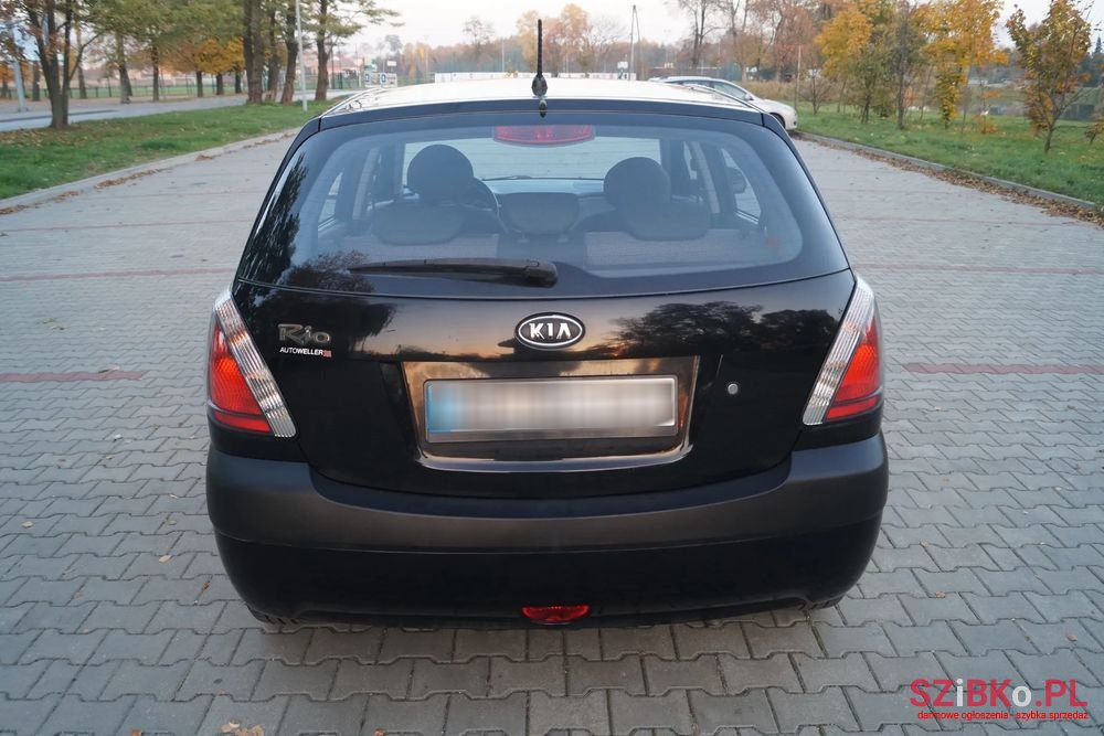 2009' Kia Rio 1.4 Comfort photo #4