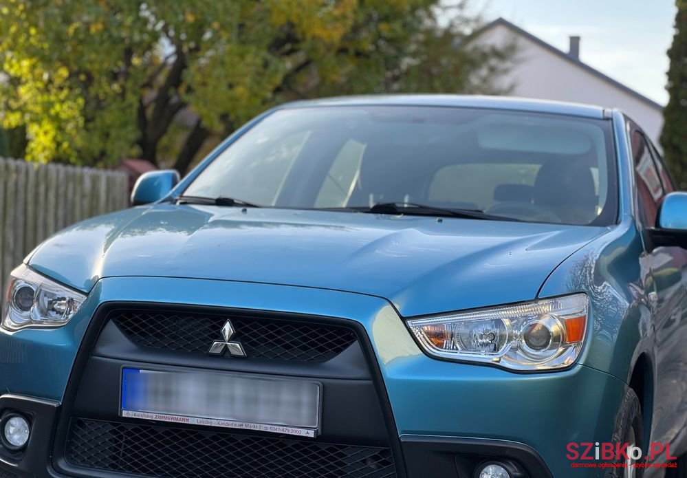 2011' Mitsubishi ASX 1.6 2Wd Edition photo #3