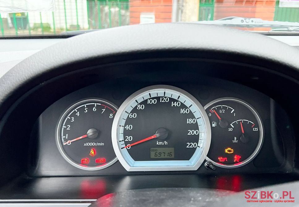 2007' Chevrolet Lacetti photo #3