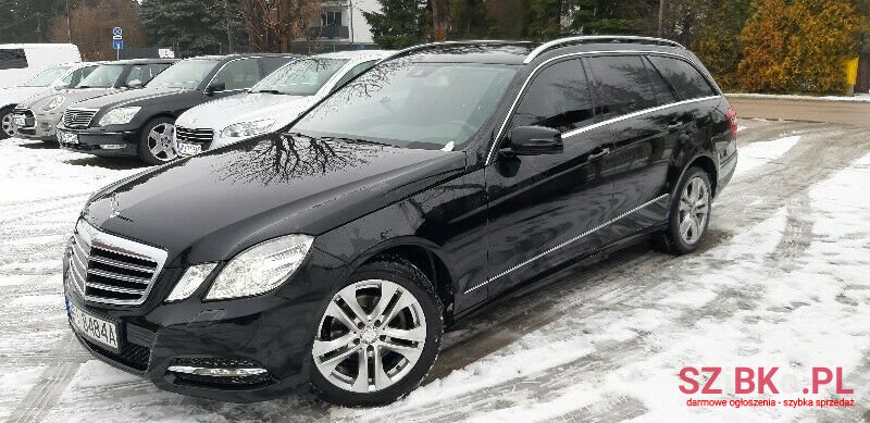 2012' Mercedes-Benz Klasa E photo #1