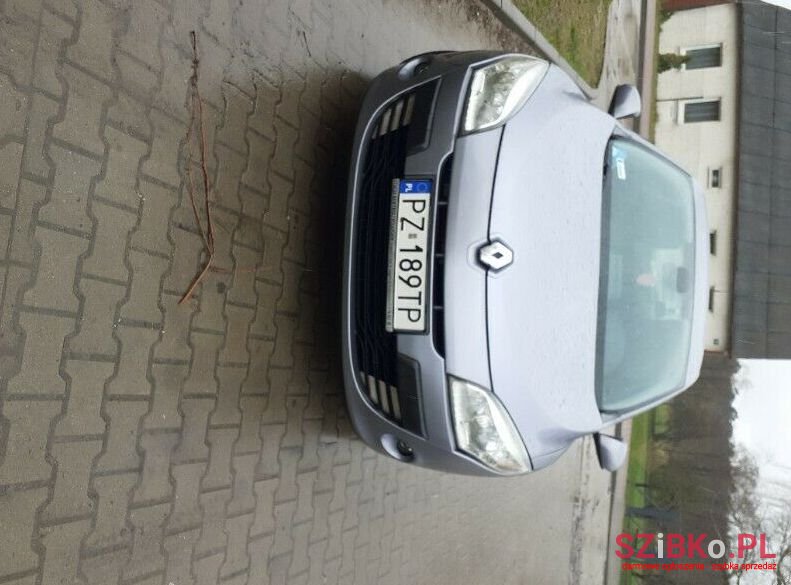 2009' Renault Megane photo #1