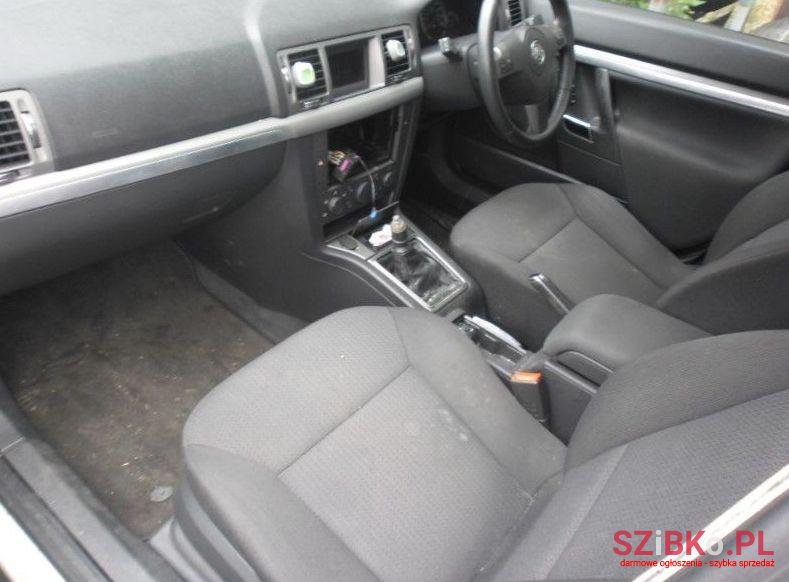 2005' Opel Signum photo #1