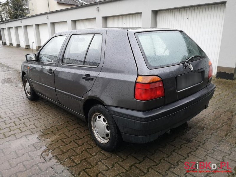 1992' Volkswagen Golf photo #5