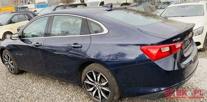 2017' Chevrolet Malibu photo #4