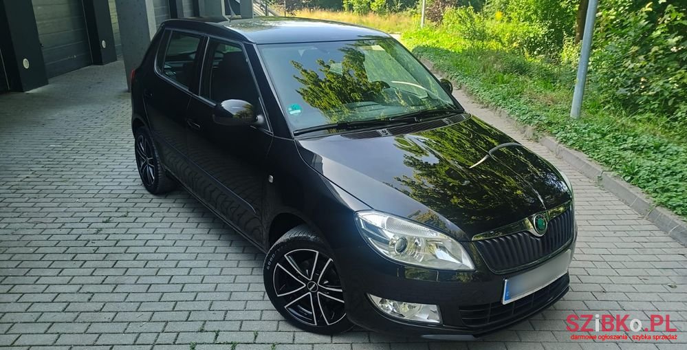 2012' Skoda Fabia 1.2 Htp photo #1