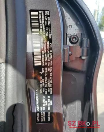 2018' Alfa Romeo Stelvio photo #5