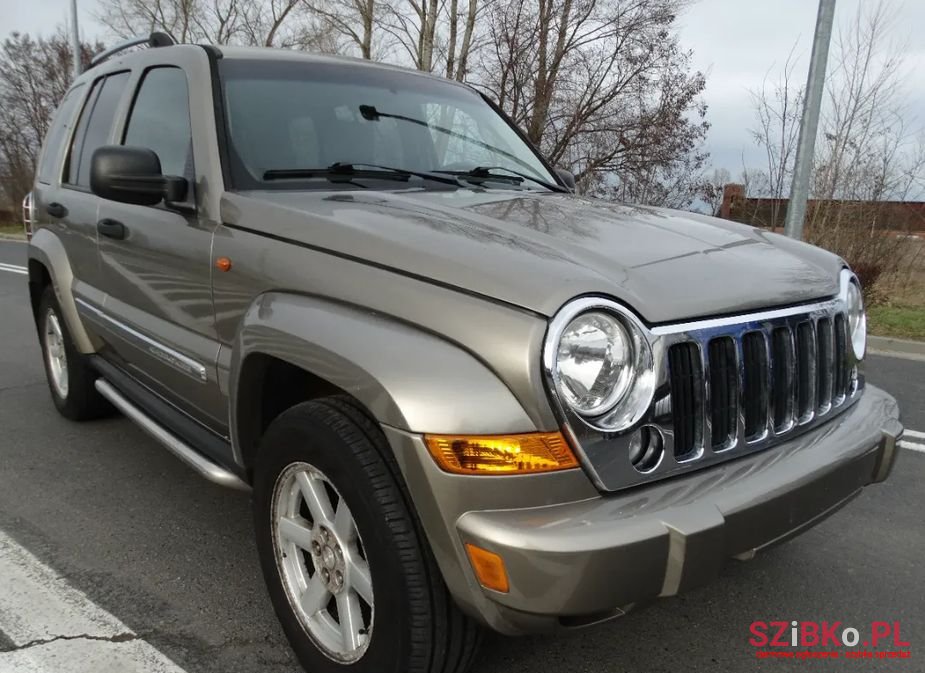2005' Jeep Liberty photo #1