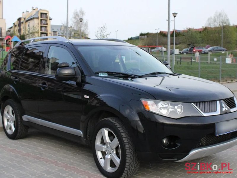 2008' Mitsubishi Outlander 2.0 Did Intense photo #2