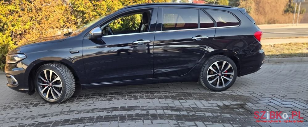 2017' Fiat Tipo photo #5