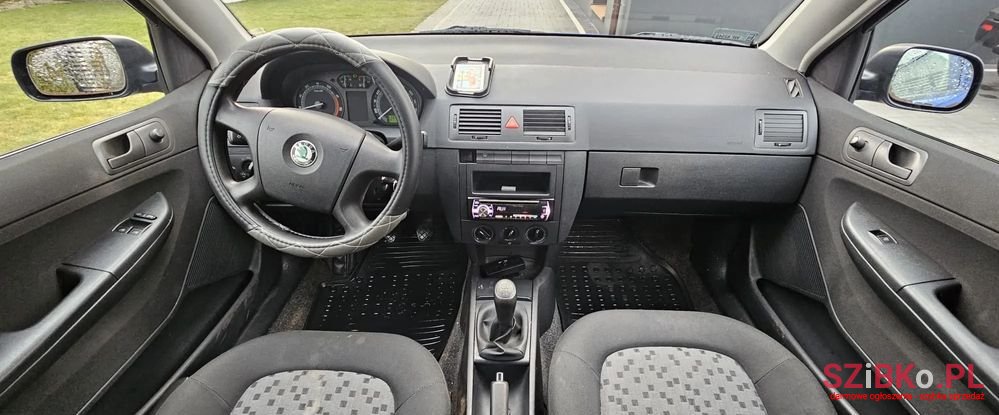 2007' Skoda Fabia 1.4 16V Classic photo #5