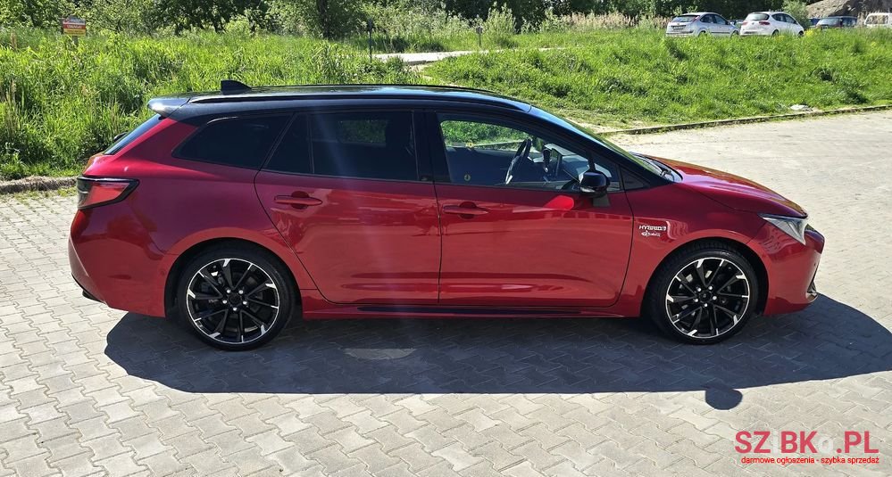 2020' Toyota Corolla 2.0 Hybrid Gr Sport photo #6