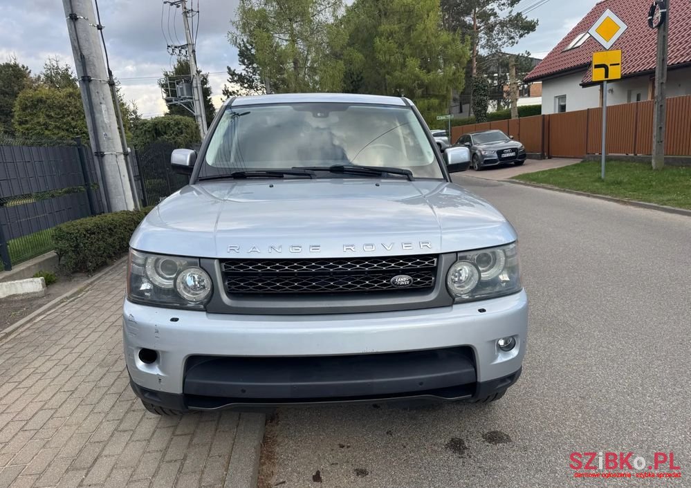 2010' Land Rover Range Rover photo #2
