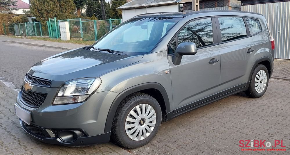 2011' Chevrolet Orlando 2.0 D Lt photo #2