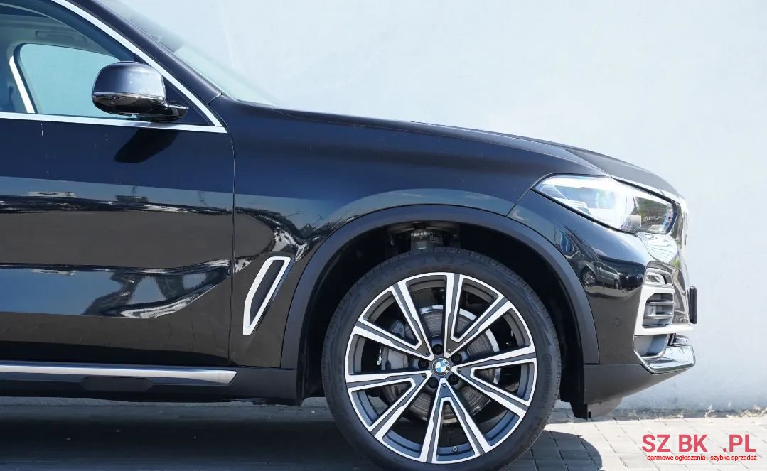2020' BMW X5 photo #3