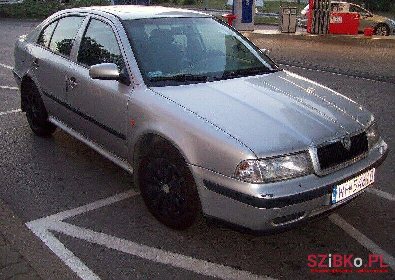1998' Skoda Octavia photo #1