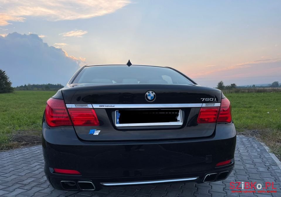 2011' BMW Seria 7 photo #2