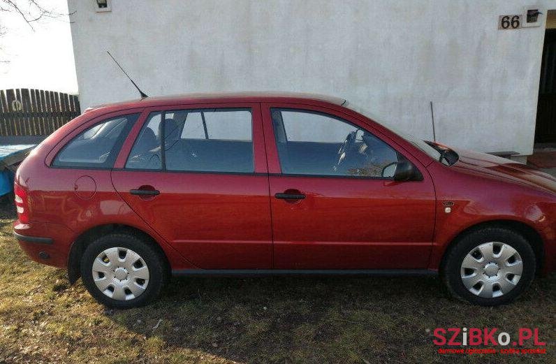 2003' Skoda Fabia photo #1