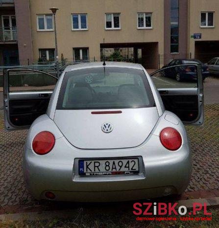 2002' Volkswagen New Beetle photo #2