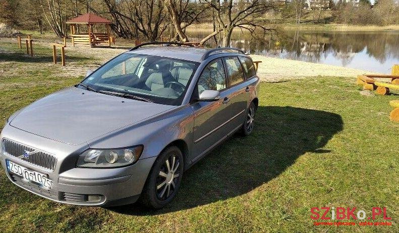 2004' Volvo V50 photo #1