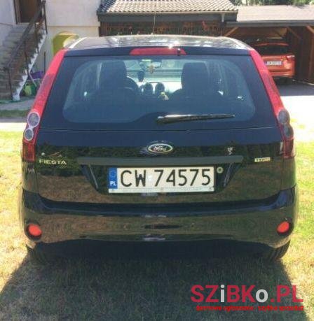 2006' Ford Fiesta photo #1