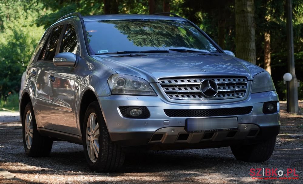 2006' Mercedes-Benz Ml 320 Cdi 4-Matic photo #1