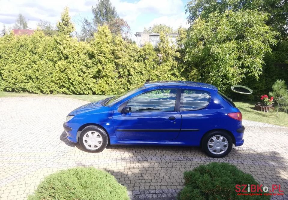 2003' Peugeot 206 photo #1