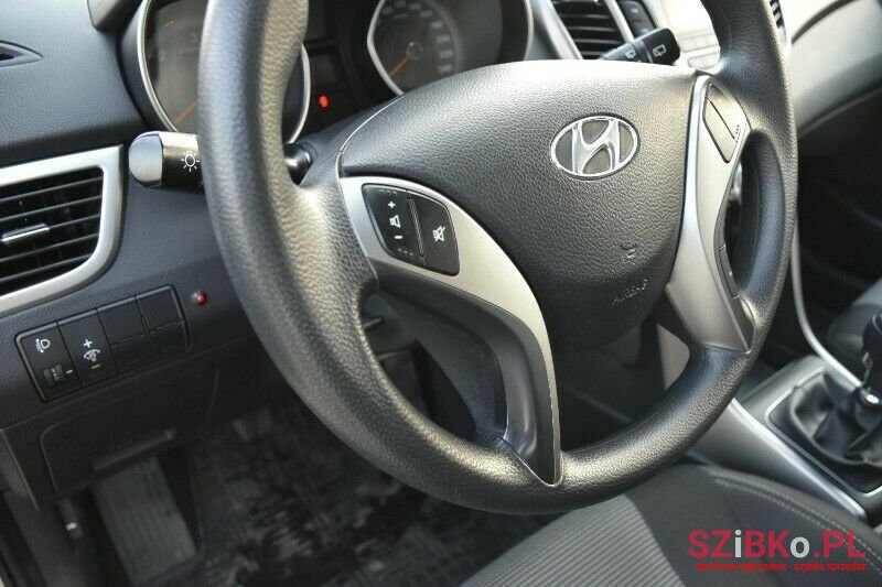 2014' Hyundai i30 photo #2