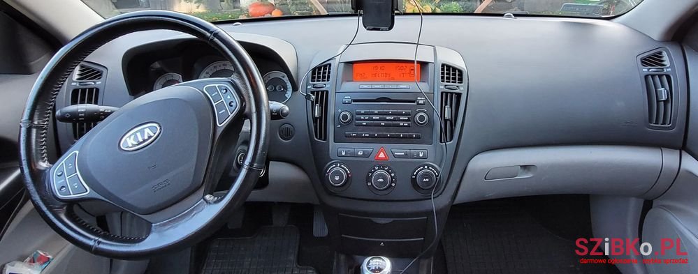 2007' Kia Ceed Comfort photo #6