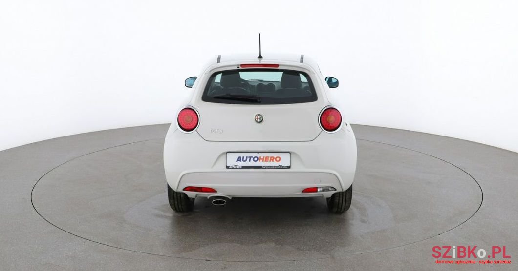 2015' Alfa Romeo MiTo photo #4