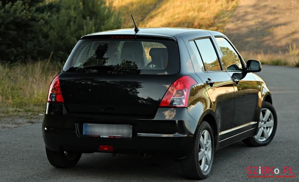 2009' Suzuki Swift 1.3 Comfort photo #5