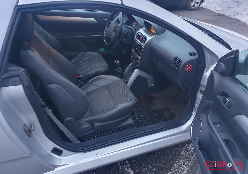 2005' Opel Tigra 1.8 Sport photo #5