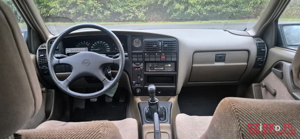 1987' Opel Omega photo #5