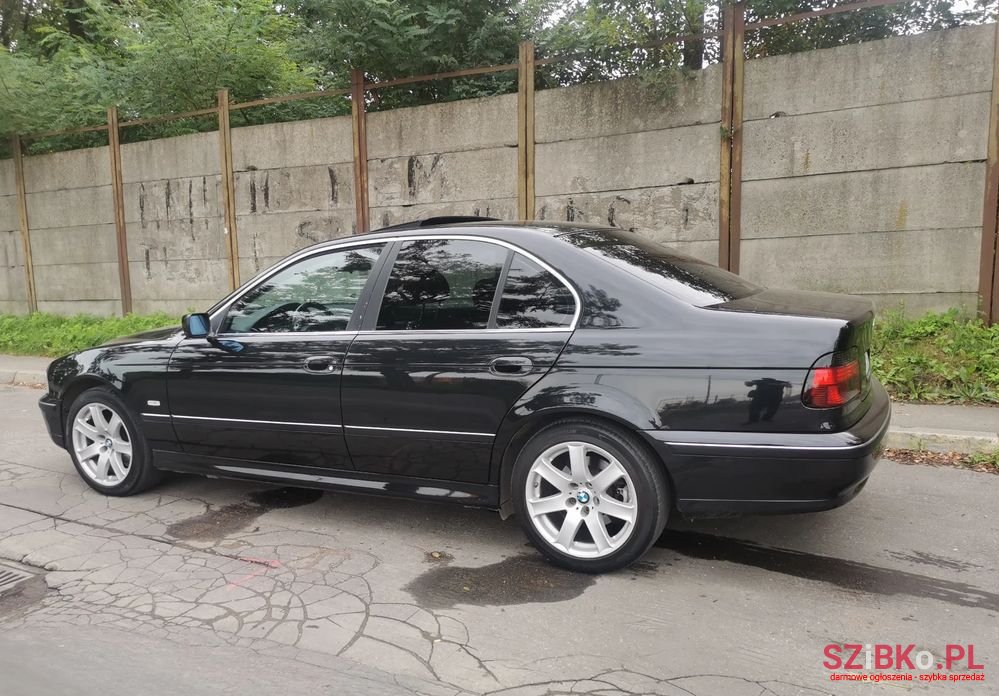 1999' BMW 5 Series 523I photo #2