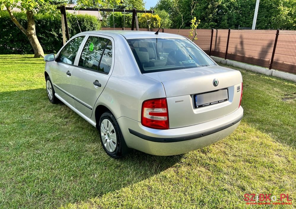 2005' Skoda Fabia 1.4 16V Ambiente photo #3