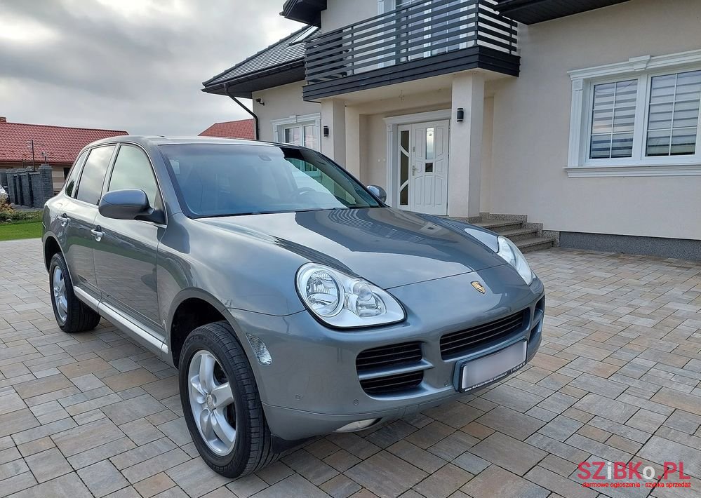 2006' Porsche Cayenne photo #1