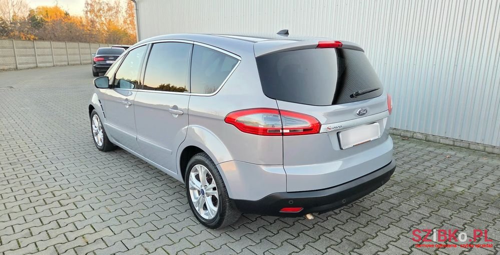 2013' Ford S-Max photo #6