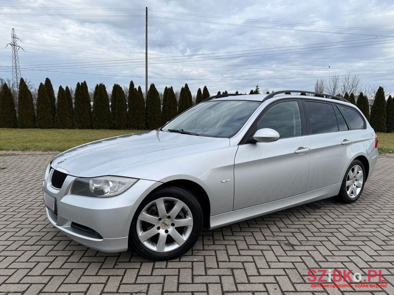 2007' BMW 3 Series 320I photo #3