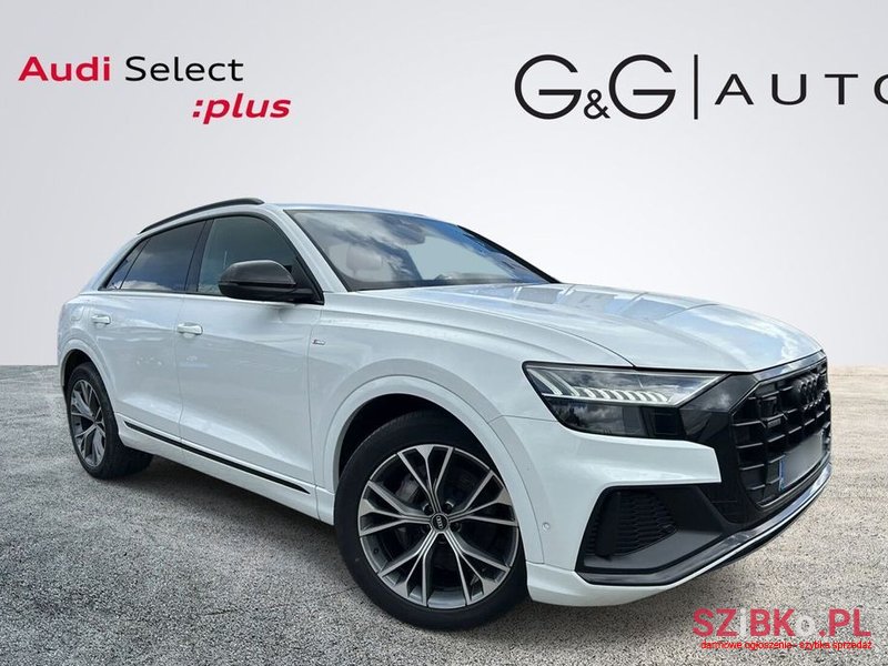 2021' Audi Q8 photo #2