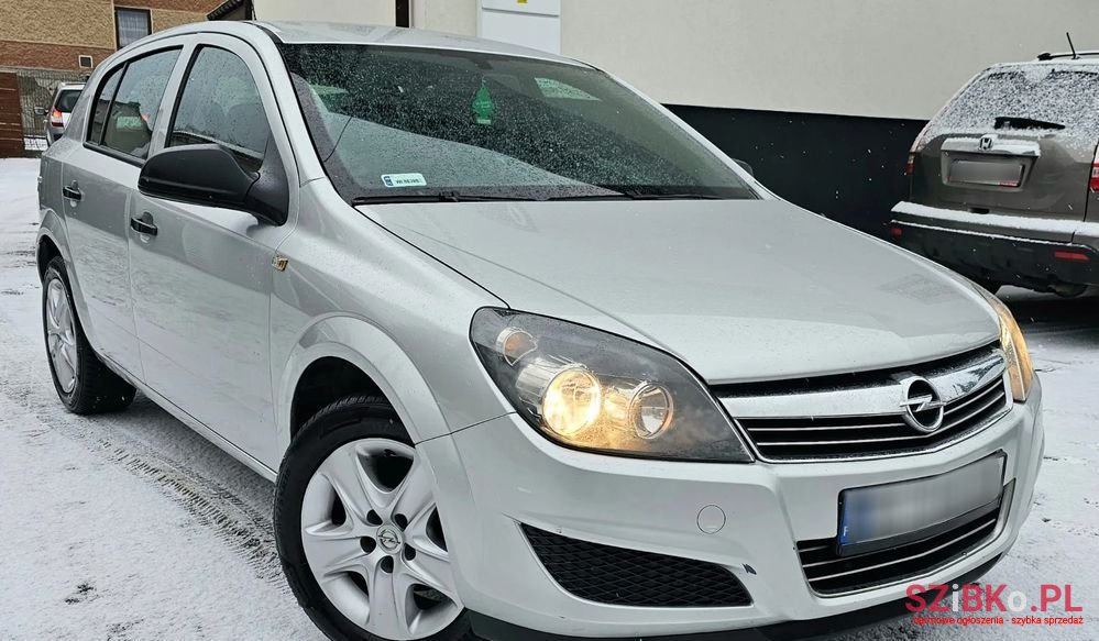 2012' Opel Astra Iv 1.7 Cdti Enjoy photo #2