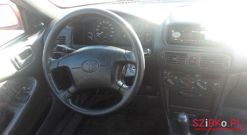 1998' Toyota Corolla photo #2
