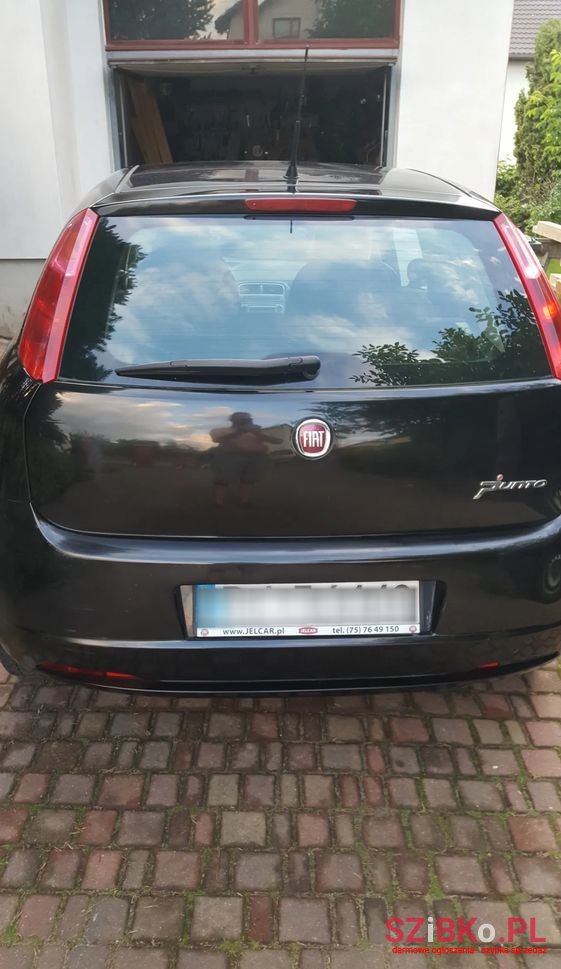 2009' Fiat Punto photo #6