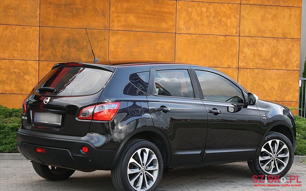 2012' Nissan Qashqai 2.0 Tekna photo #2