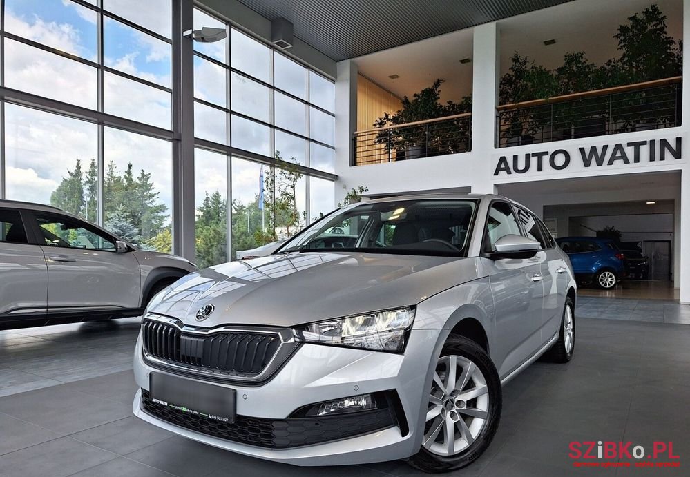 2022' Skoda Scala 1.5 Tsi Ambition photo #1